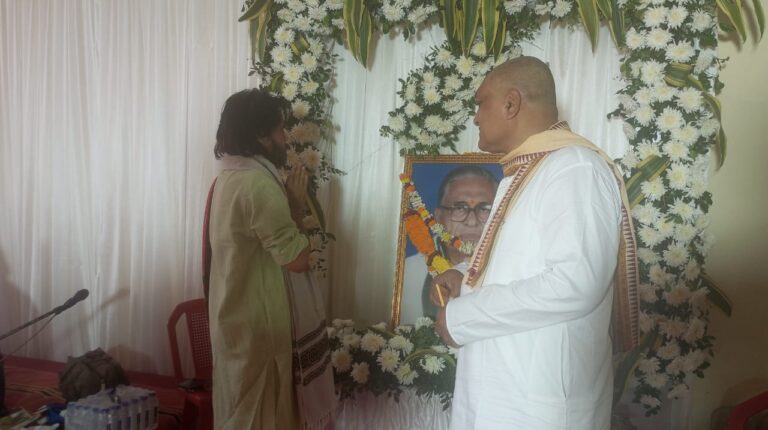 WhatsApp Image 2025-12-06 at 22.45.06