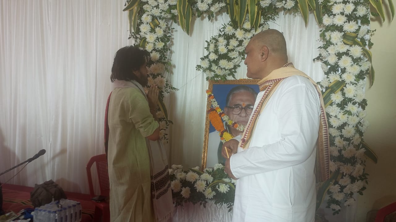 WhatsApp Image 2025-12-06 at 22.45.06